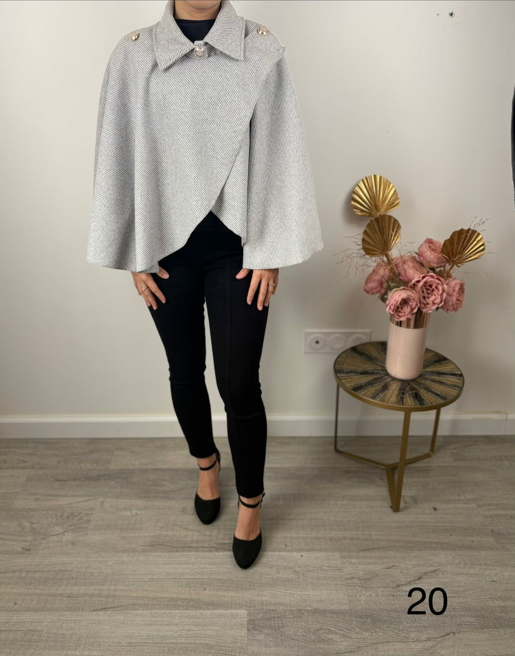 Cape / poncho ( Plusieurs couleurs )